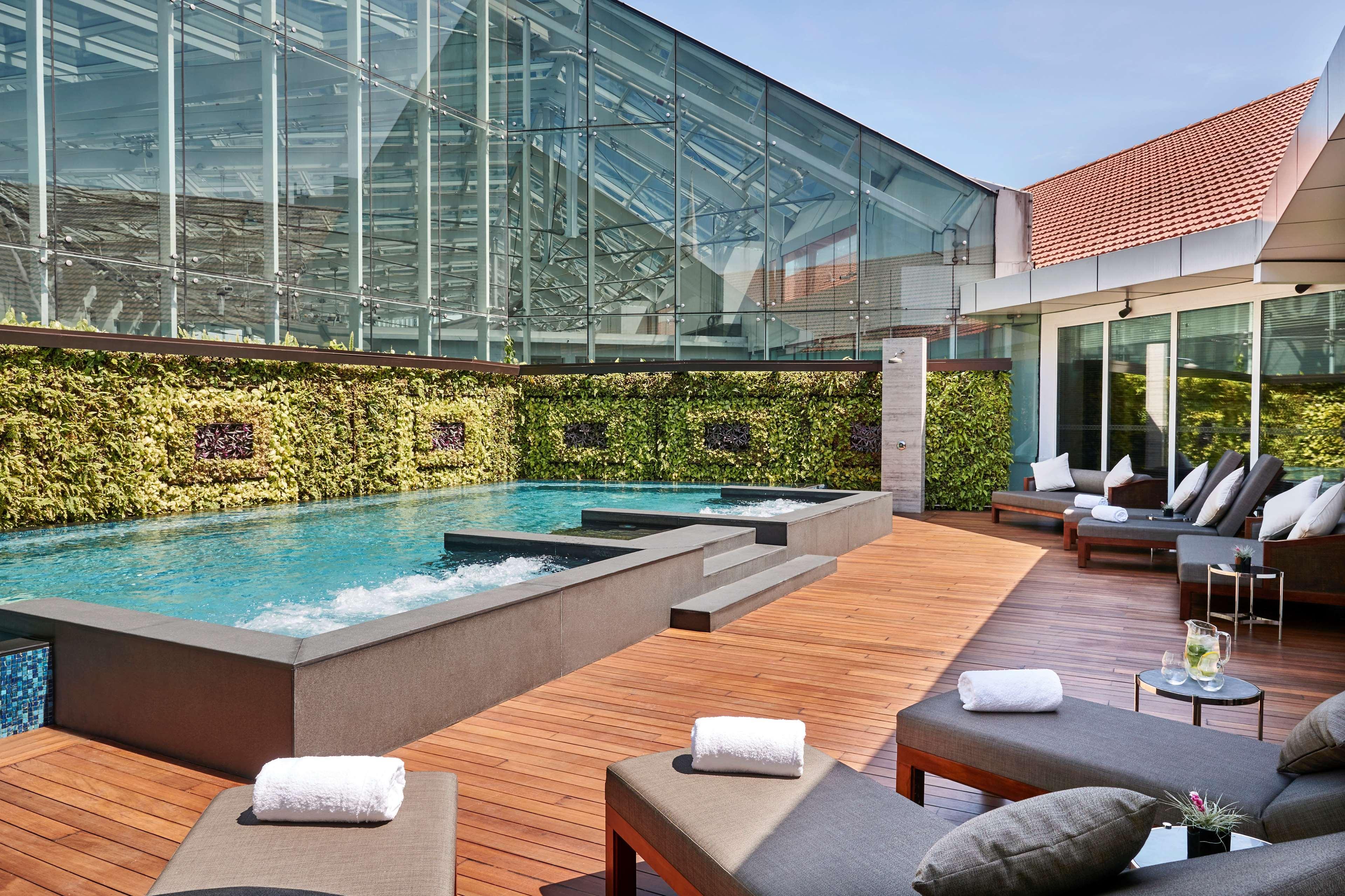 The Capitol Kempinski Khách sạn 5*