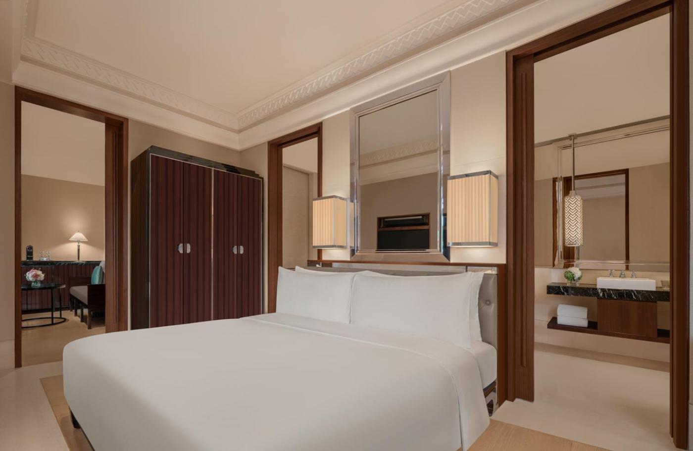 The Capitol Kempinski Khách sạn